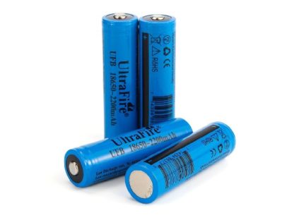 Аккумулятор 18650 с защитой. 3.7v.6800mAh(по факту 2200mAh) UltraFire (тяжелый) для фонариков типа SWAT аккумулятор литий-ионный