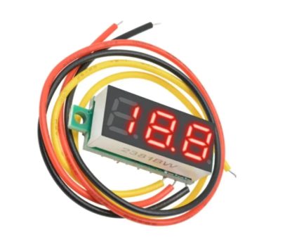 Вольтметр мини красный 0-100V 3-провода питание до 30V